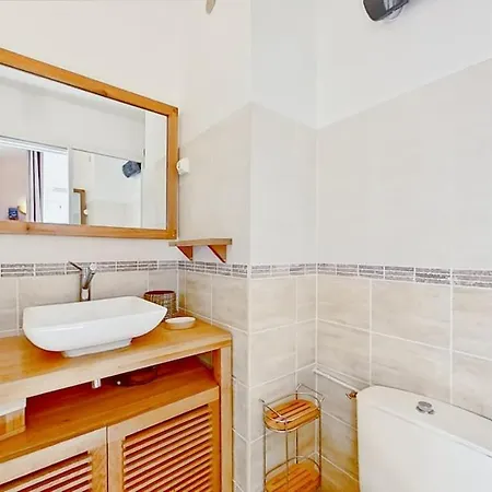 Cosy Bord De Appartamento
